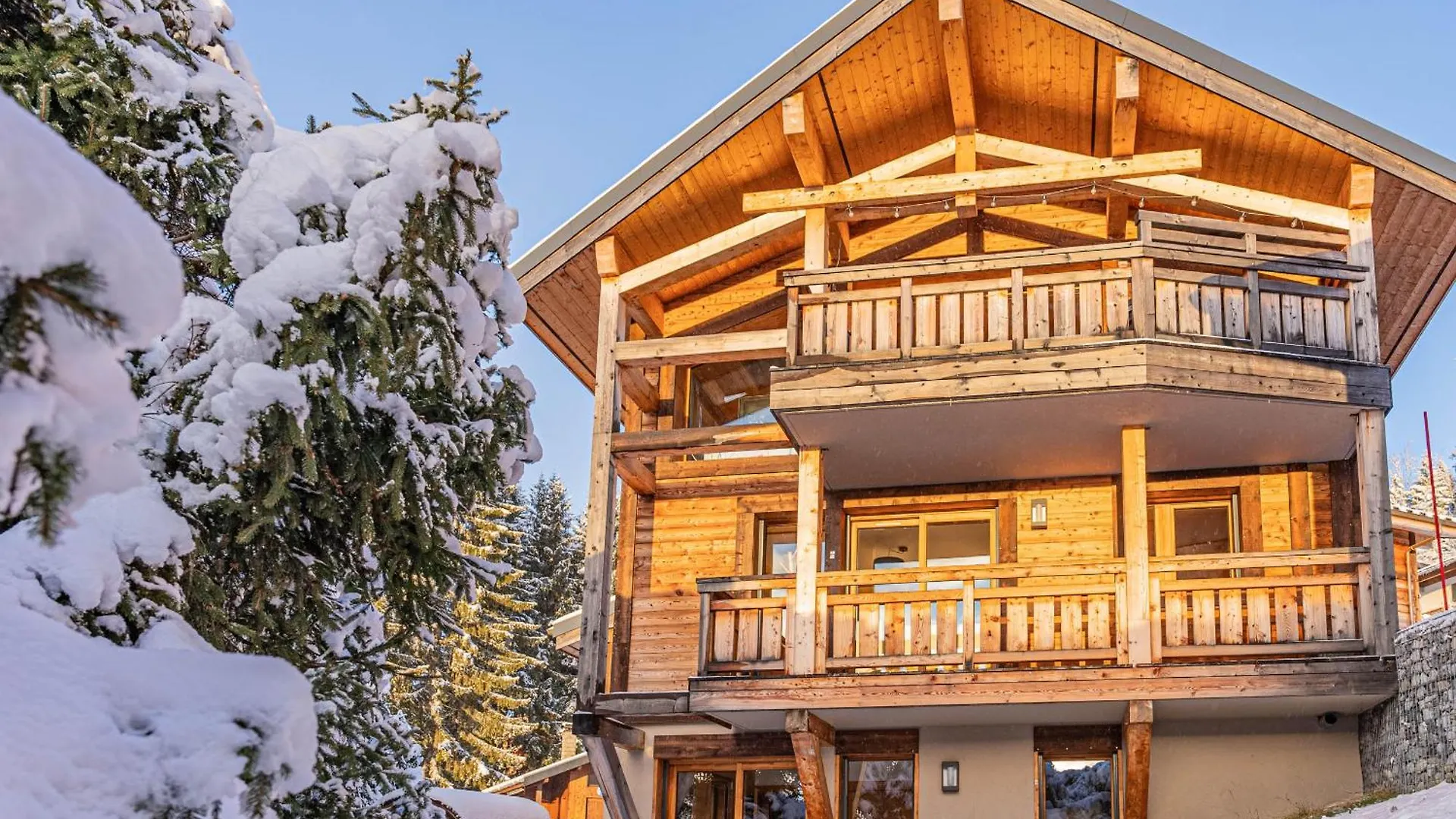 Nouveau ! Chalet Octopussy Avec Jacuzzi Et Sauna, 4 Chambres Pour 8 Personnes contacts